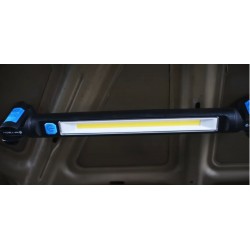 Linterna LED de trabajo para capo de coche e interior. Sujección firme